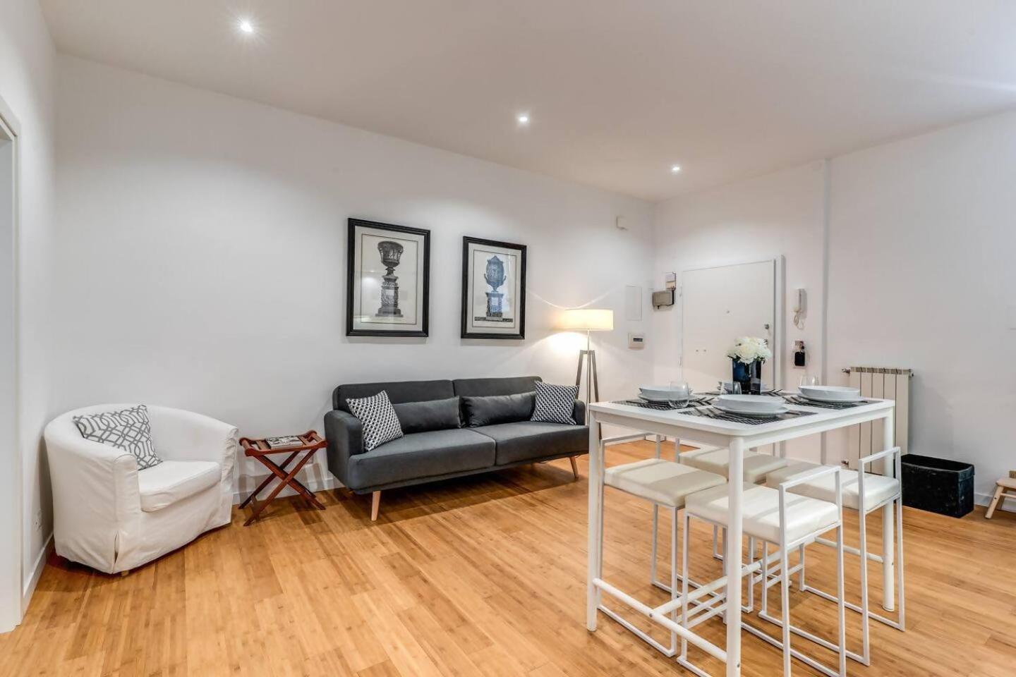 Charming Flat By The Vatican โรม ภายนอก รูปภาพ